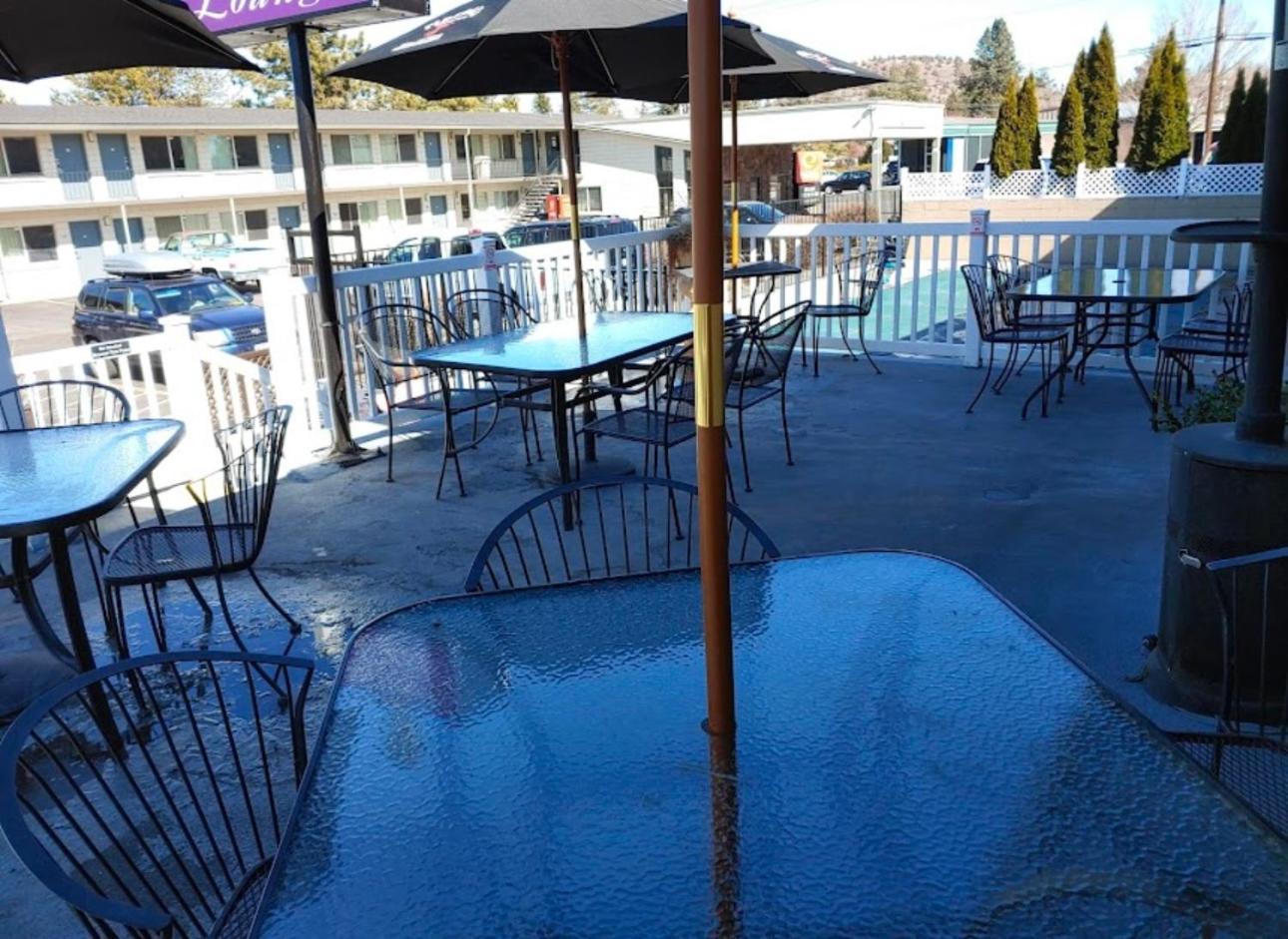 Bend Inn & Suites Buitenkant foto