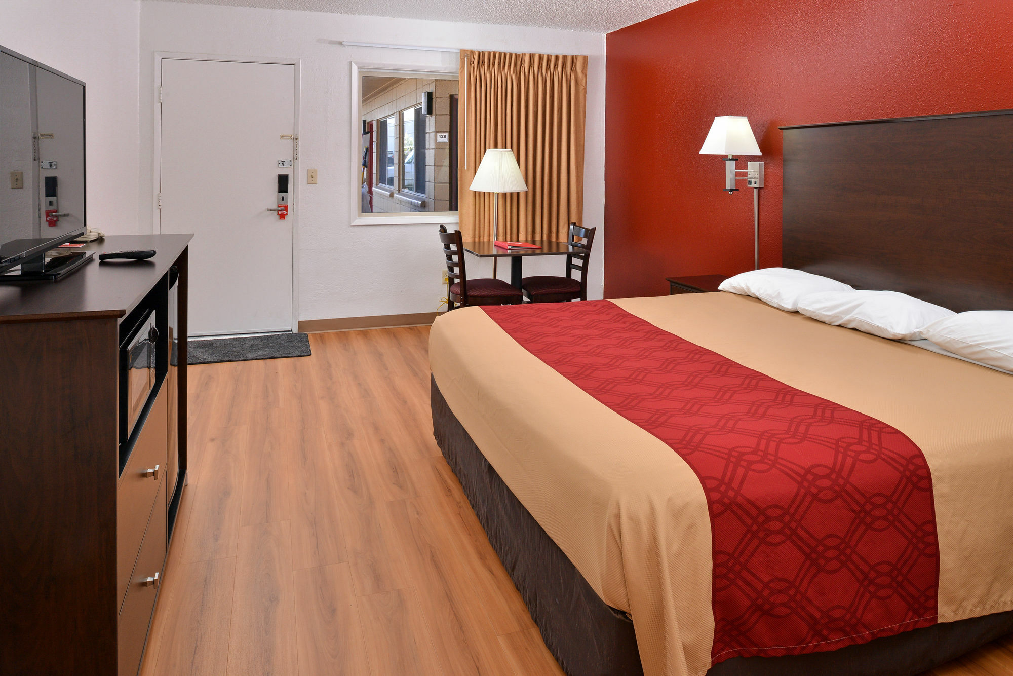 Bend Inn & Suites Buitenkant foto